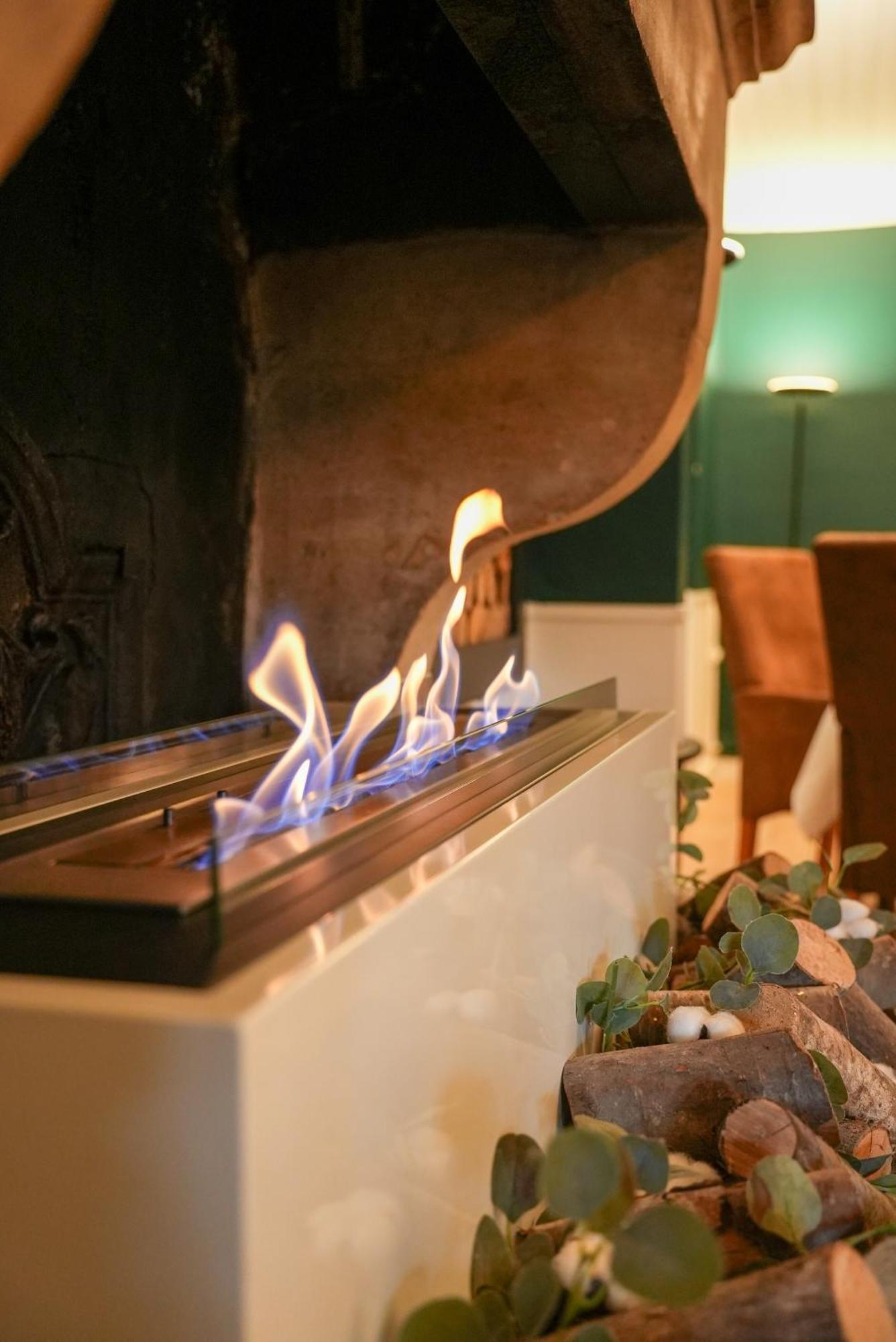 Logis Le Relais De La Voie Sacree Hotel Issoncourt Eksteriør billede